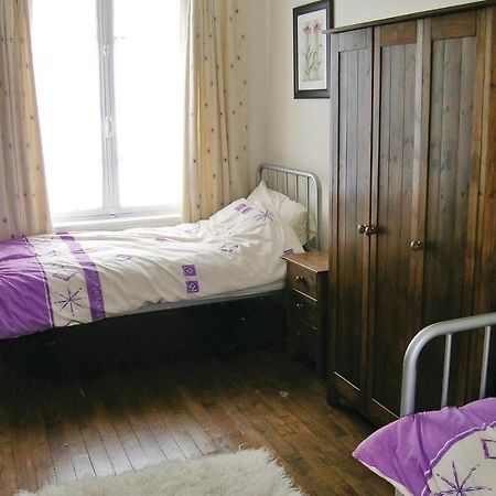 Lovely Home In Chateauneuf Du Faou With Wifi Saint-Thois Extérieur photo